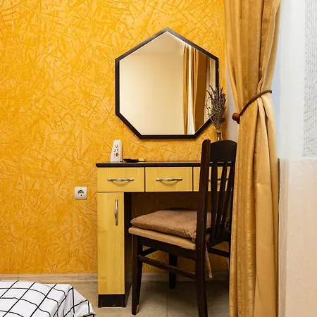 Central Flat - Old Town & Kapana